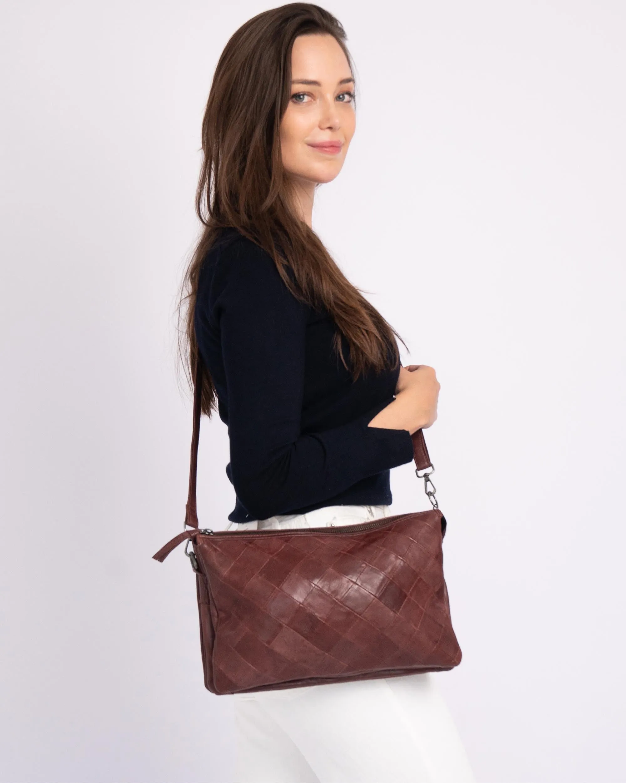 Munter | Large Leather Crossbody Bag