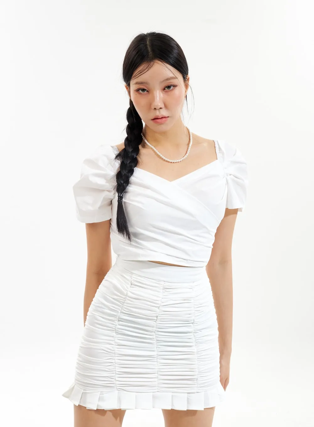 Puff Sleeve Cropped Blouse IU309